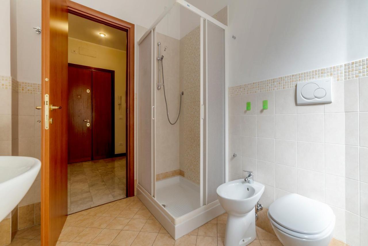 Piazza Re Di Roma Apartment מראה חיצוני תמונה